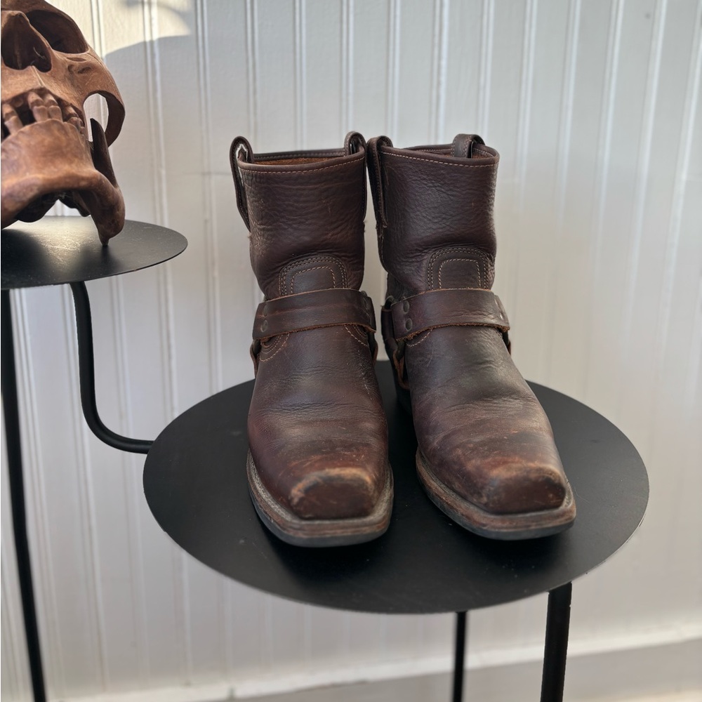 🤎FRYE Harness 8R women’s moto boots
